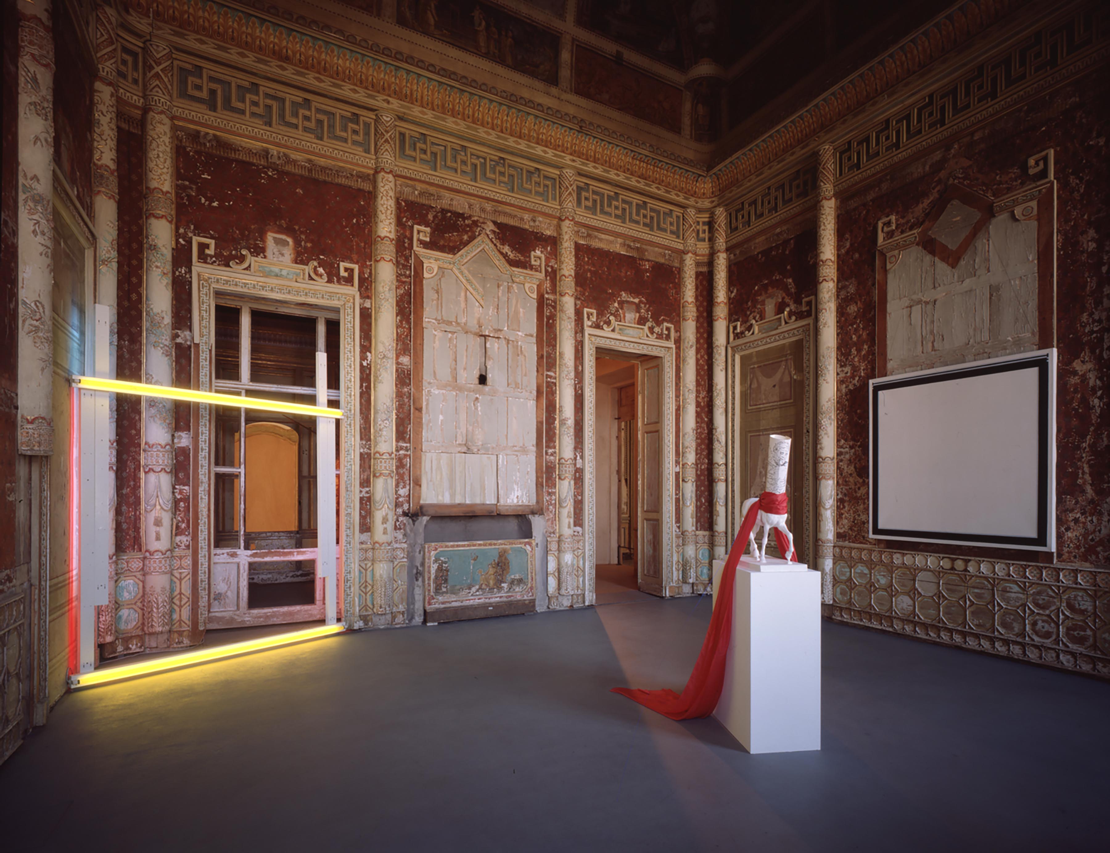 Jo Baer, Senza titolo, 1963; Giulio Paolini, Nesso, 1977; Dan Flavin, Senza titolo (a Barnett Newman per commemorare il suo semplice problema del rosso, del giallo e del blu), 1970